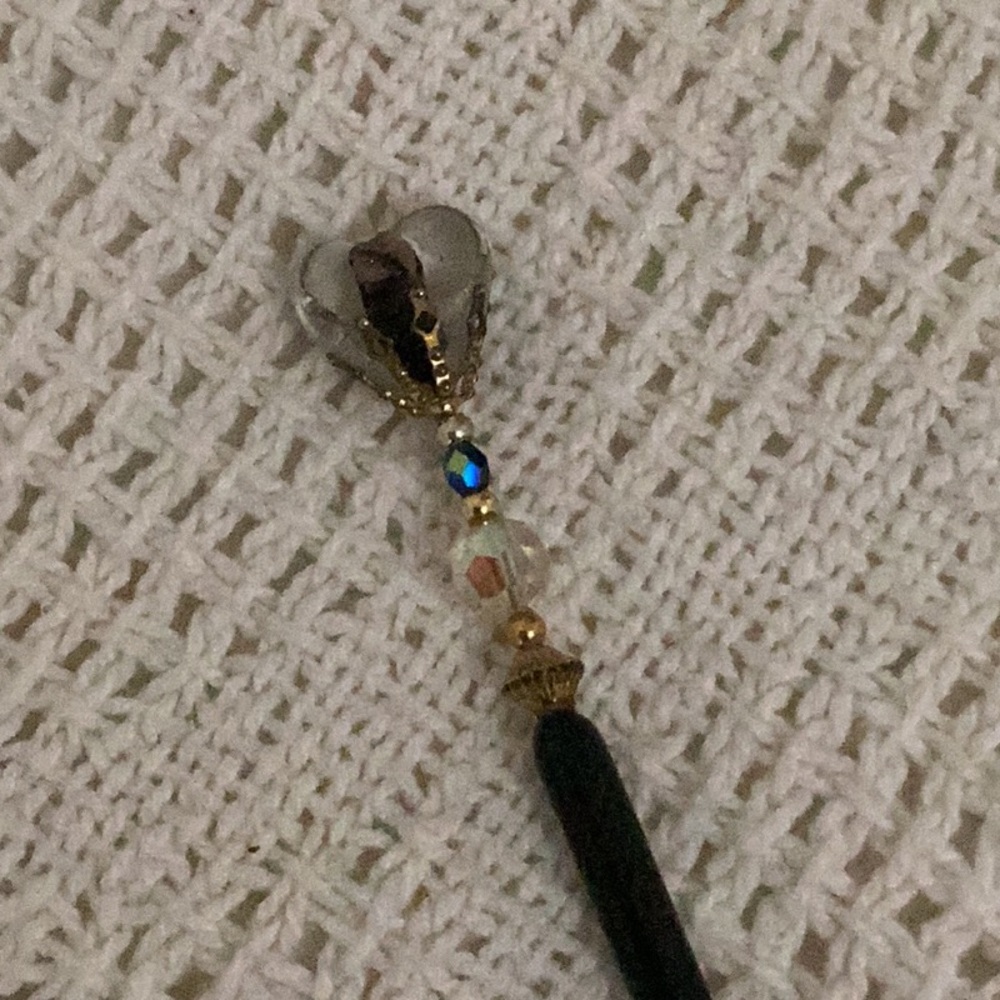 Beaded black enamel hairstick